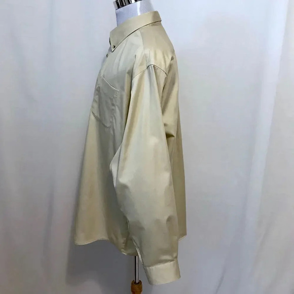 L.L. Bean Beige Button Down Shirt Men XL Reg - Picture 5 of 9